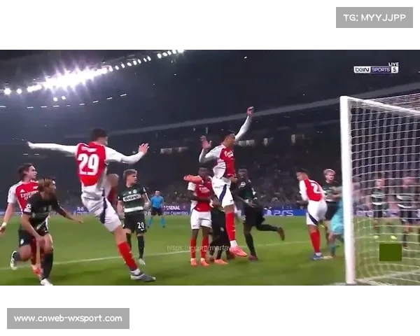 弗赖堡12分钟内两度利用角球破门，客场2-0领先拜仁